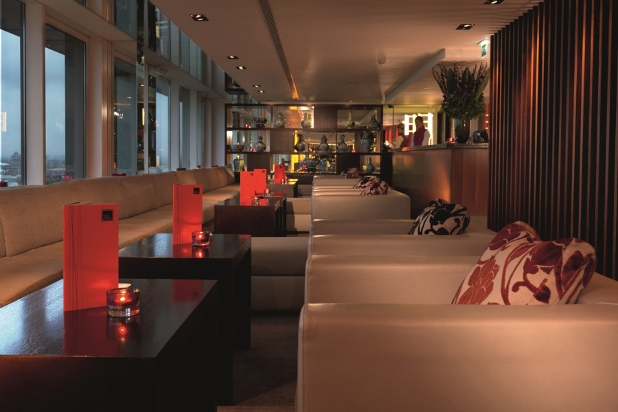 Min Jiang Bar overlooking Kensington Gardens and Hyde Park